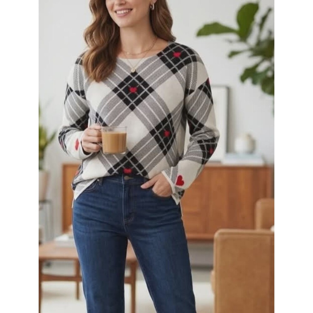 Tahari Women's Size L Argyle Plaid Crewneck Sweater Beige Black Red Heart Knit